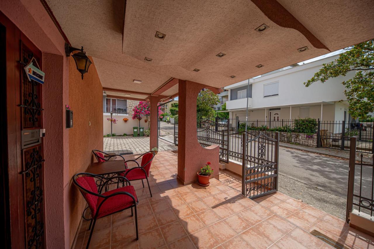 Apartment Marcic 巴尔 外观 照片