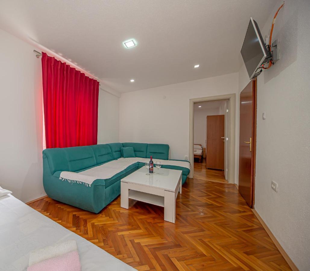 Apartment Marcic 巴尔 外观 照片