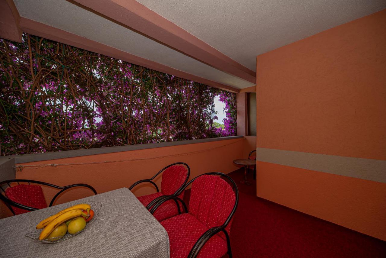 Apartment Marcic 巴尔 外观 照片